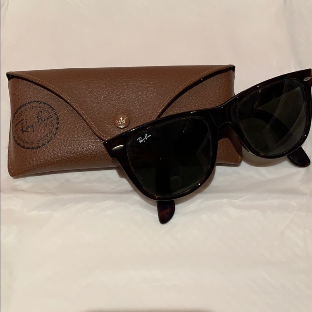 Authentic Ray-Ban wayfarer sunglasses